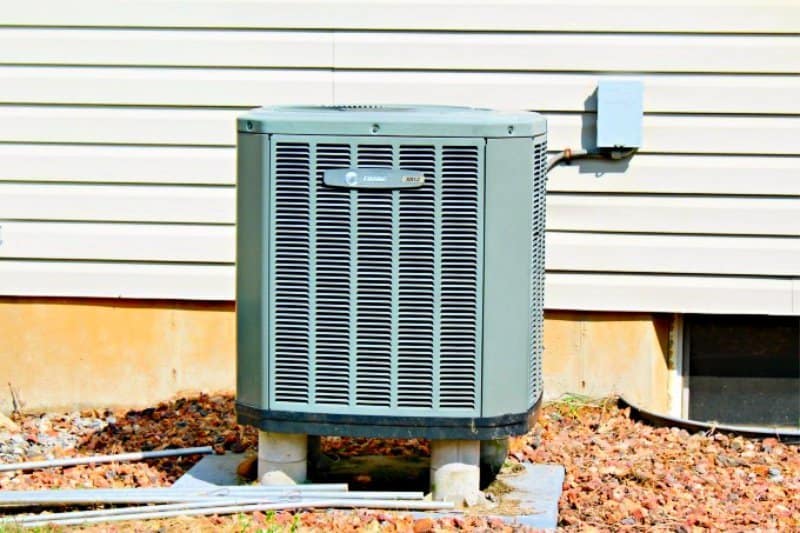 outdoor fall cleaning checklist heat pump