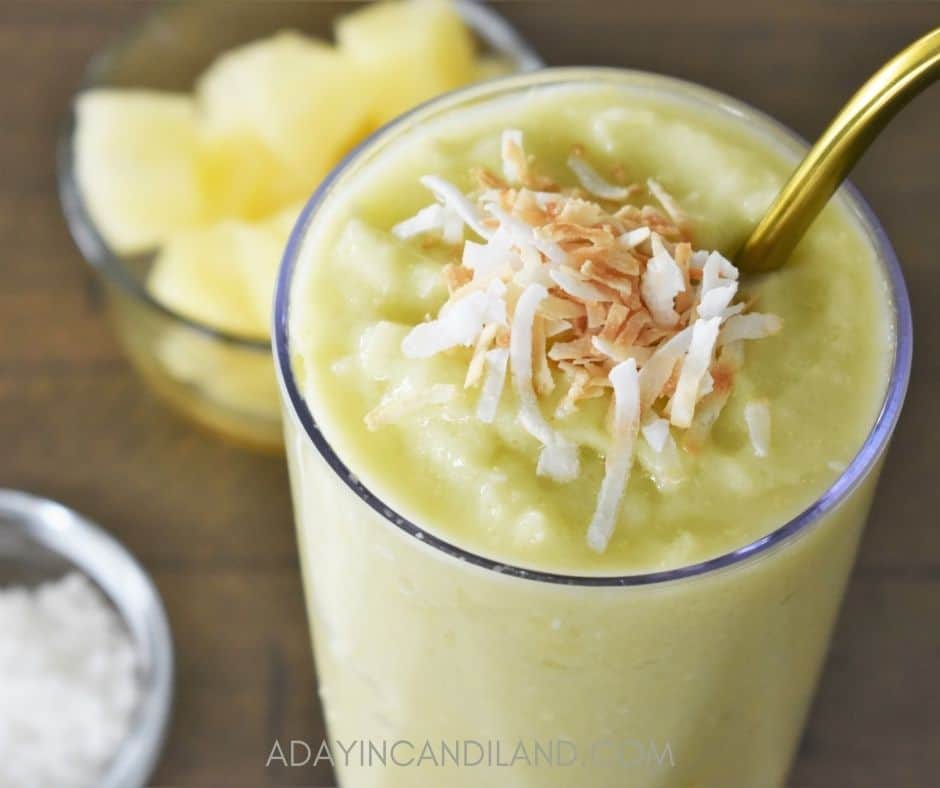 Pineapple Avocado Smoothie - A Day In Candiland