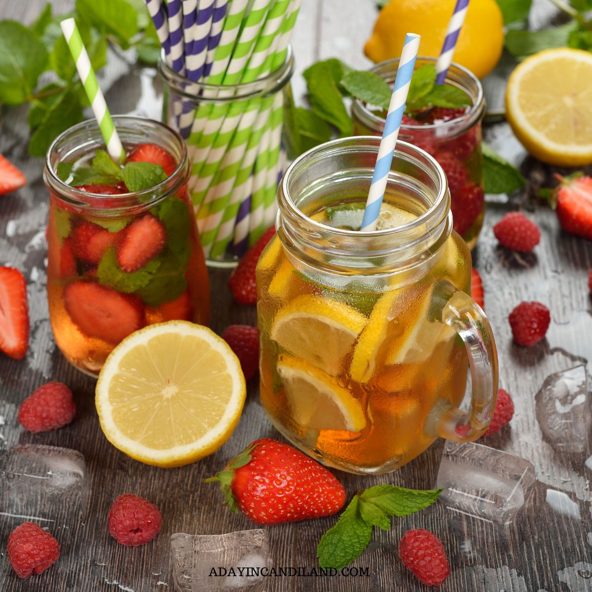 How to Make a Juicy, Fruity Iced Tea With Minimal Effort